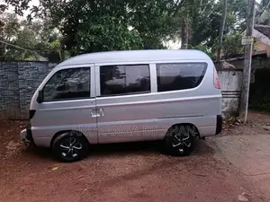 Micro Mpv 2009 Van (Used)