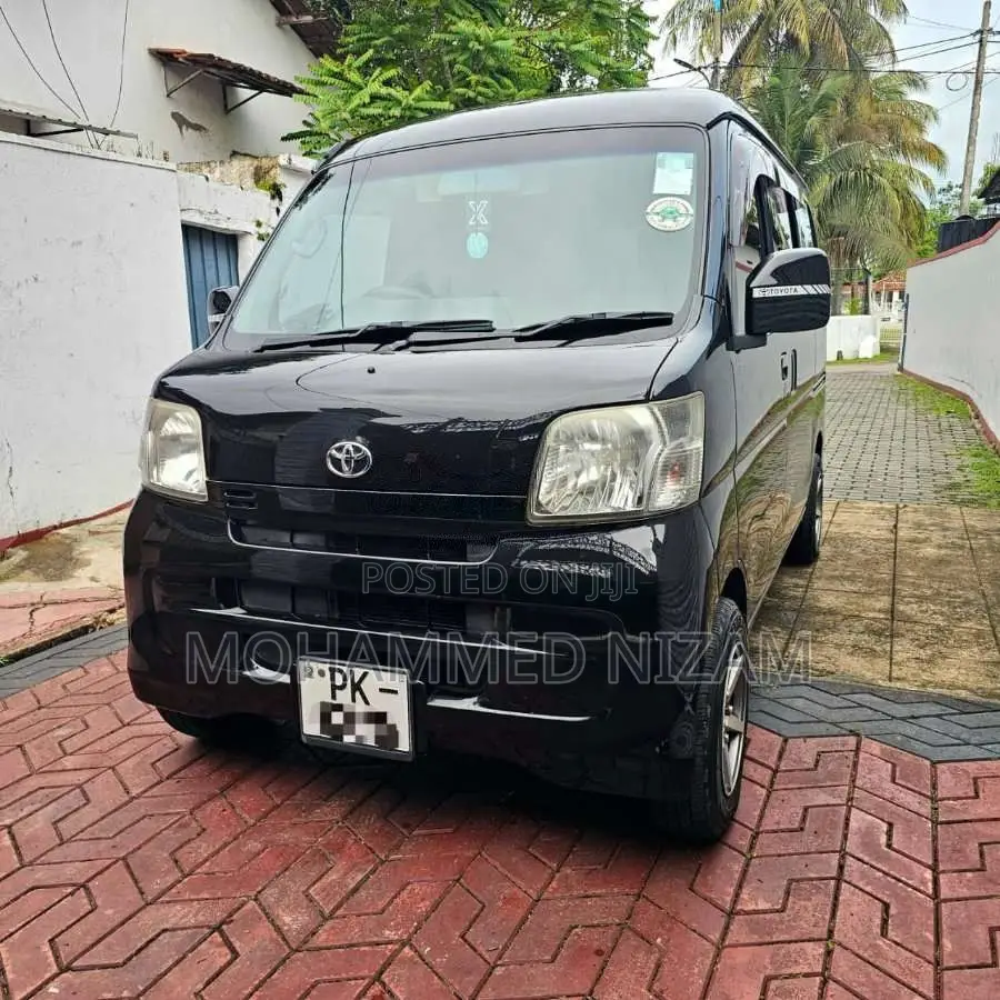 Toyota Pixis 2015 Van (Used)