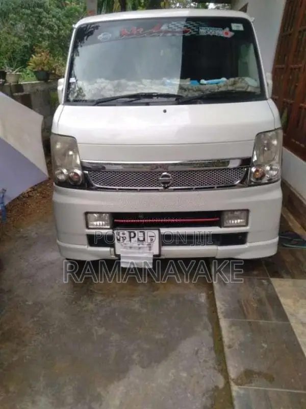 Nissan Clipper Wagon 2014 Van (Used)