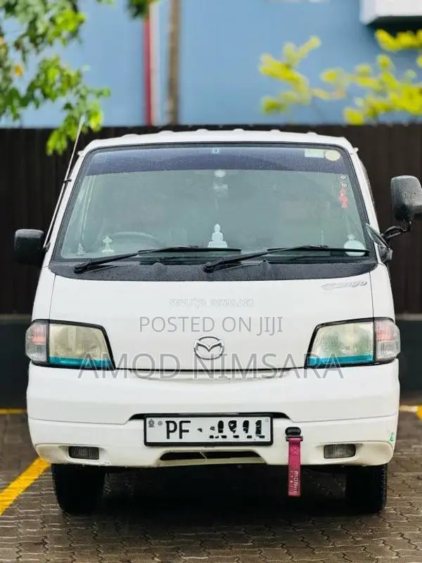 Mazda Bongo 2011 Van (Used)