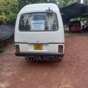 Nissan Vrg 1980 Van (Used)
