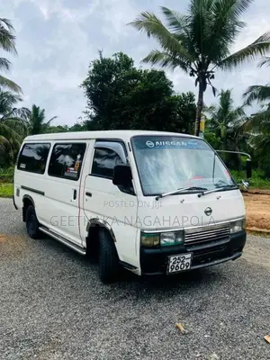Nissan Caravan E24 1998 Van (Used)