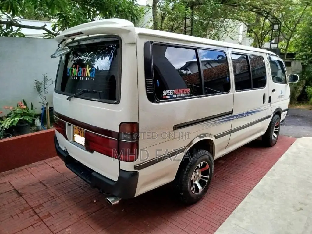 Toyota HIACE 2026 Van (Used)