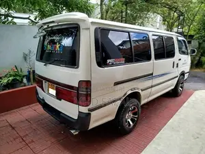 Toyota HIACE 2026 Van (Used)