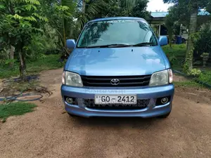 Toyota Noah 1997 Van (Used)