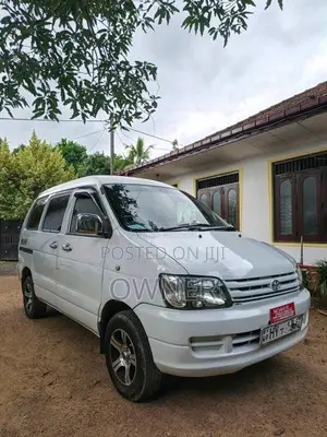 Toyota Noah Kr42 2004 Van (Used)