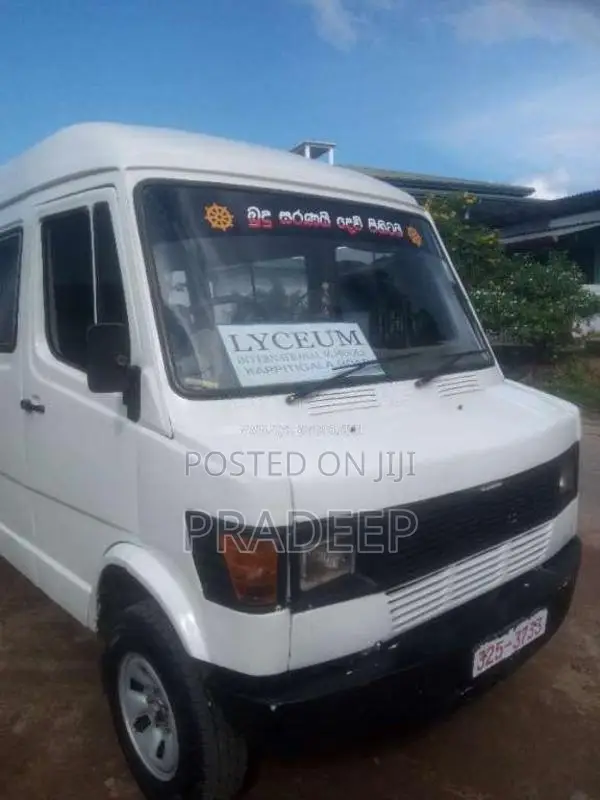 Force Tempo 2007 Van (Used)