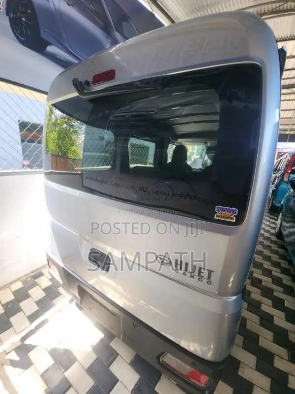 Daihatsu Hijet Cargo 2025 Van Unregistered (Recondition)