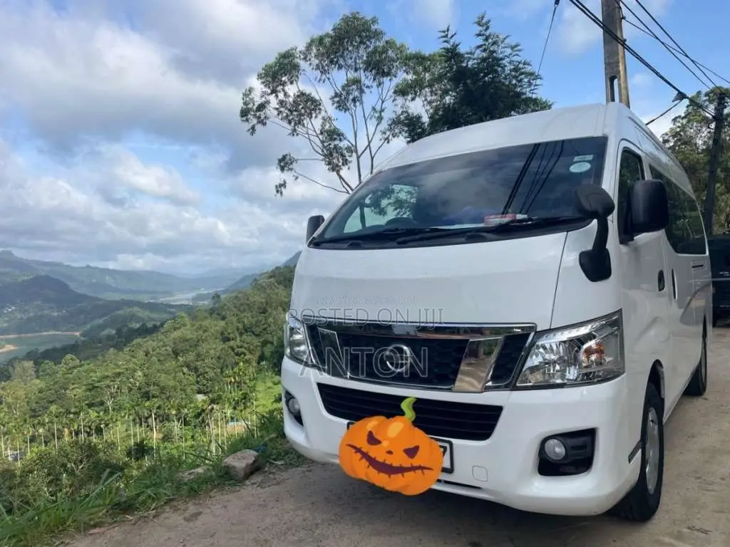 Nissan NV 350 2015 Van (Used)