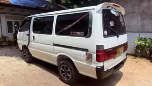 Toyota HIACE 1999 Van (Used)