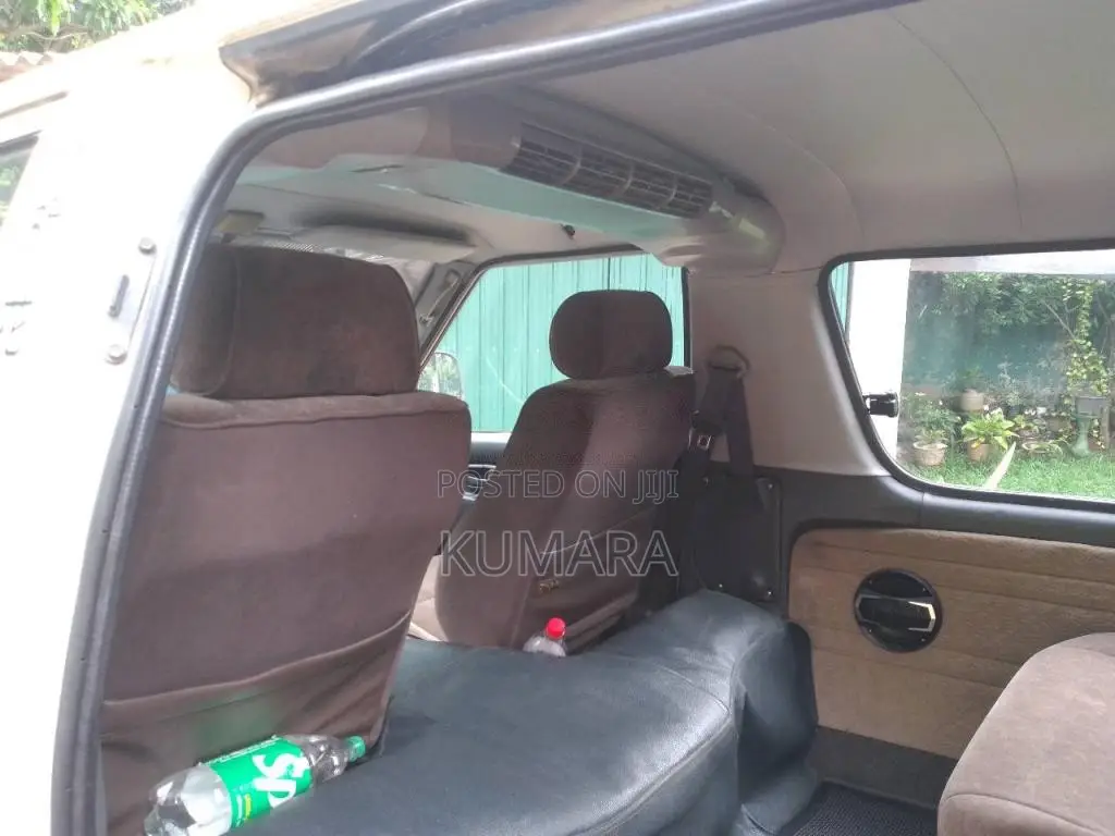 Toyota Lotto 1995 Van (Used)