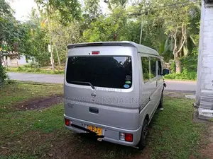 Nissan NV100 2015 Van (Used)