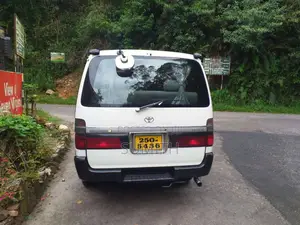 Toyota Dolphin 1994 Van (Used)