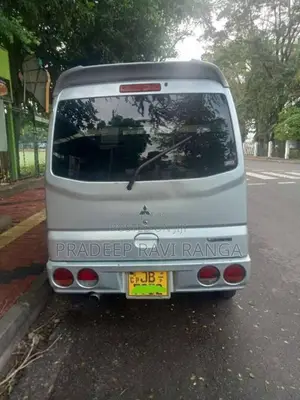 Mitsubishi MiniCab 1999 Van (Used)