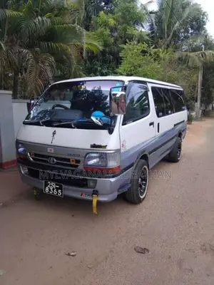 Toyota Hiace 113 1998 Van (Used)