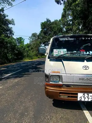 Toyota RH20 Hiace 1983 Van (Used)