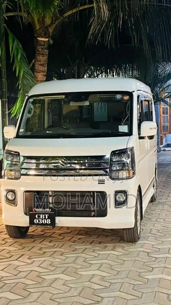 Suzuki Every Wagon 2025 Van (Used)