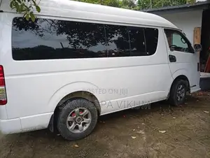 Toyota KDH 2007 Van (Used)