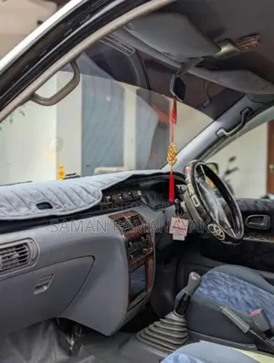 Toyota Noah CR41 1997 Van (Used)