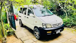 Toyota TownAce Noah 1998 Van (Used)