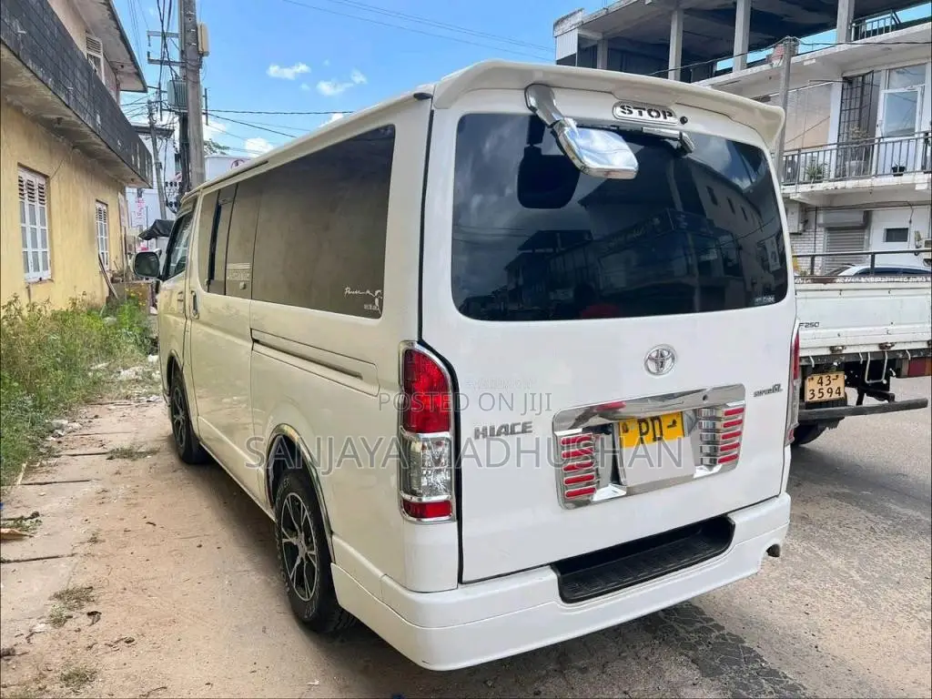 Toyota KDH SUPER GL 201 2008 Van (Used)