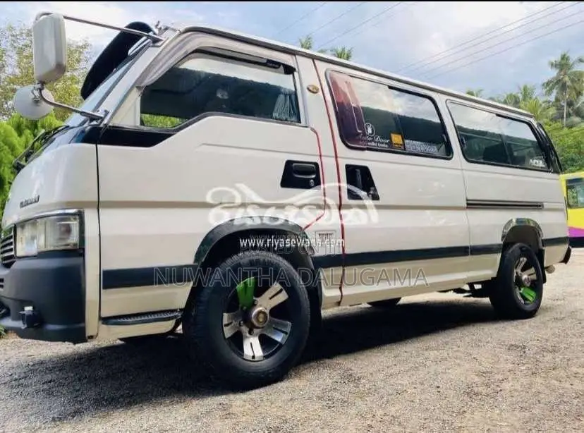 Nissan Caravan 1996 Van (Used)