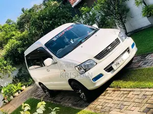 Toyota Noah Kr42 1998 Van (Used)