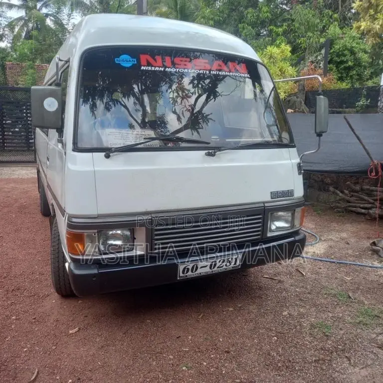 Nissan Vrg 1980 Van (Used)