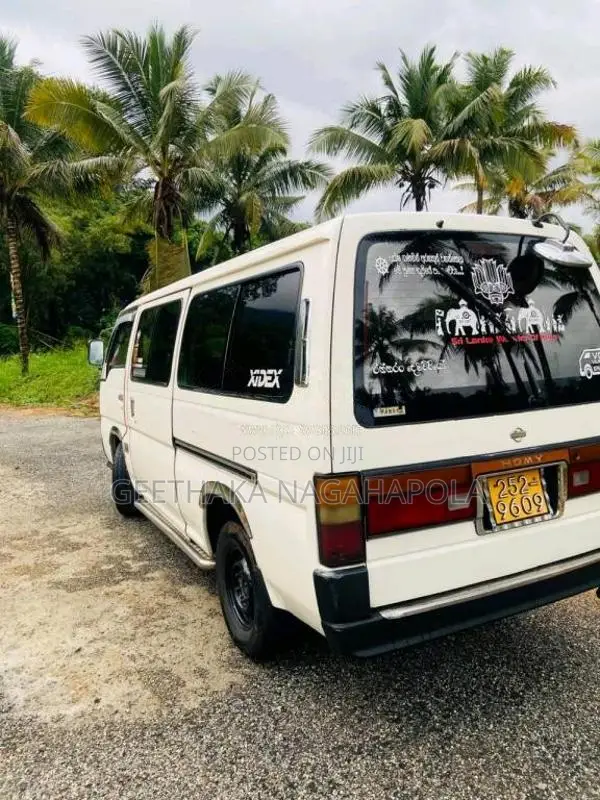 Nissan Caravan E24 1998 Van (Used)