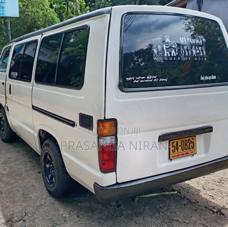 Toyota HIACE 1989 Van (Used)