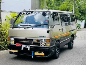 Toyota Shell 1991 Van (Used)