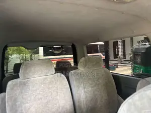 Toyota Kdh Super GL 2006 Van (Used)