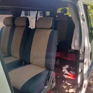 Nissan Caravan 2001 Van (Used)
