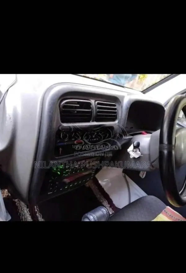 Suzuki Every DA 52 2001 Van (Used)