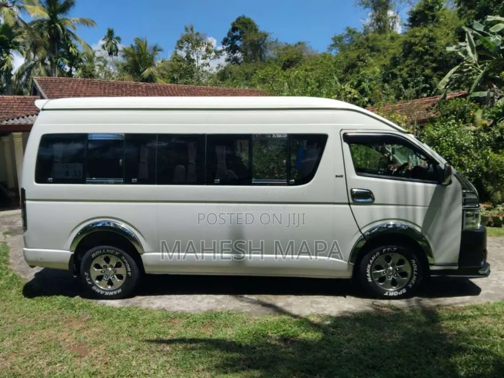 Toyota KDH 222 Hiace 2007 Van (Used)