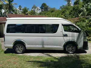 Toyota KDH 222 Hiace 2007 Van (Used)