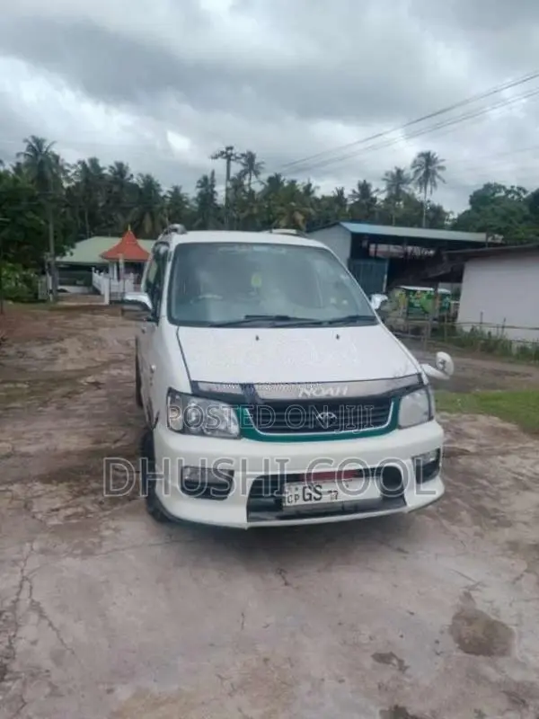 Toyota Townace Noah 1999 Van (Used)