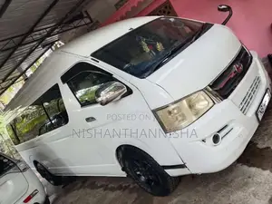 Micro High Roof 2013 Van (Used)