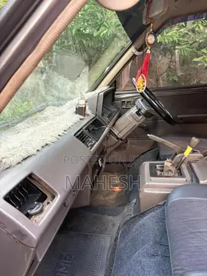 Nissan Vanette 1993 Van (Used)