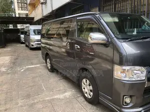Toyota KDH 2008 Van (Used)