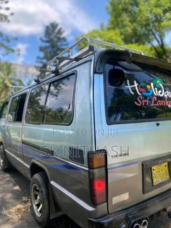 Toyota Shell 1985 Van (Used)
