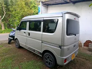Nissan NV100 2015 Van (Used)