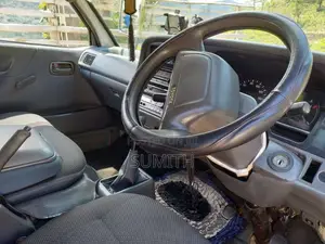 Toyota Dolphin 1994 Van (Used)