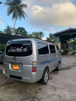 Nissan Caravan E25 2011 Van (Used)