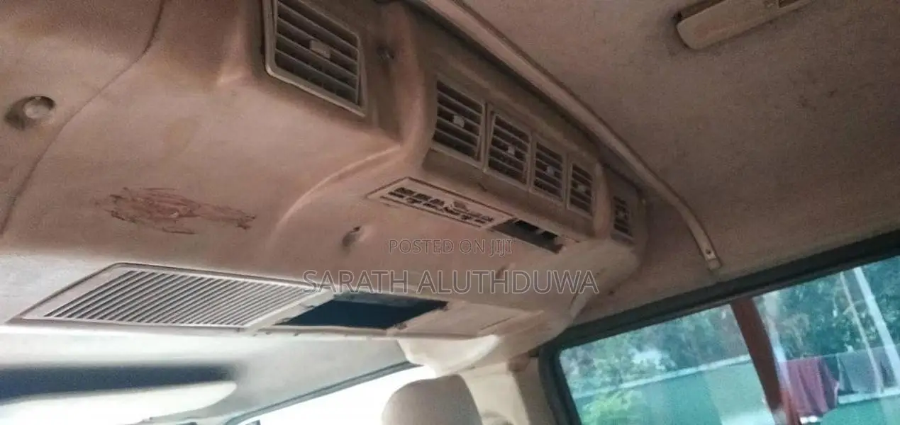 Tata Winger 2011 Van (Used)