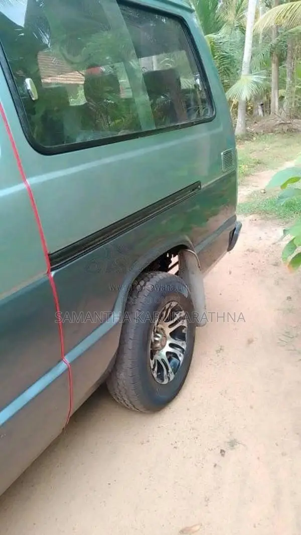 Toyota Shell 61 1988 Van (Used)