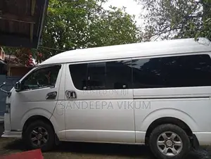 Toyota KDH 2007 Van (Used)