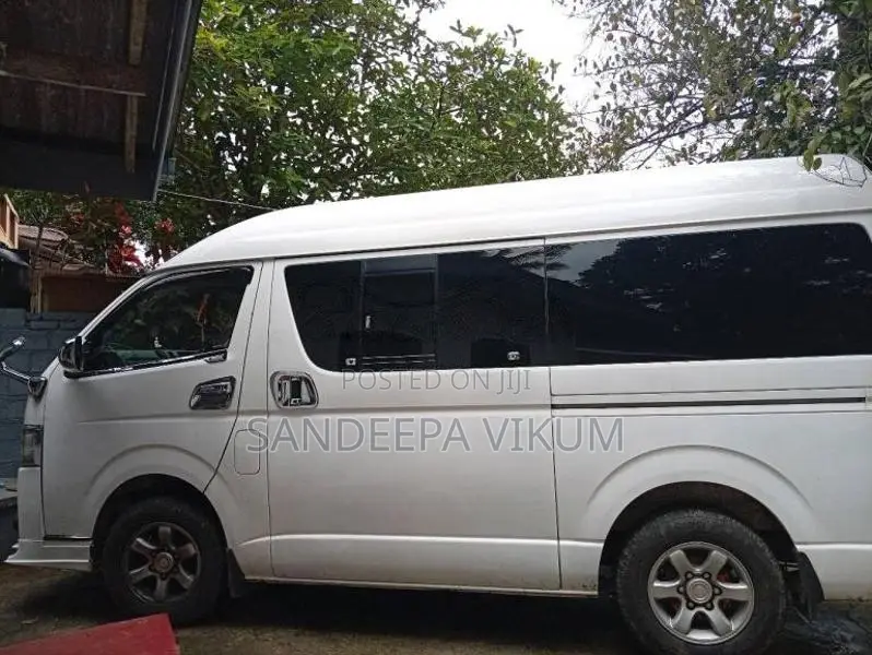 Toyota KDH 2007 Van (Used)