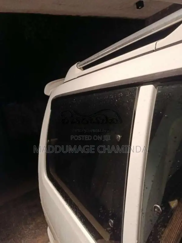 Toyota Noah 2007 Van (Used)
