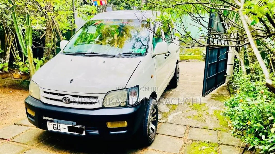 Toyota TownAce Noah 1998 Van (Used)